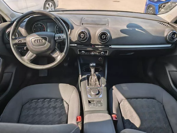 Audi A3 6MP 1,6TDI - foto 10