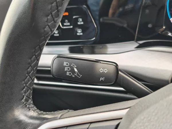 Volkswagen Golf Life 6G 1,5TSi - foto 13