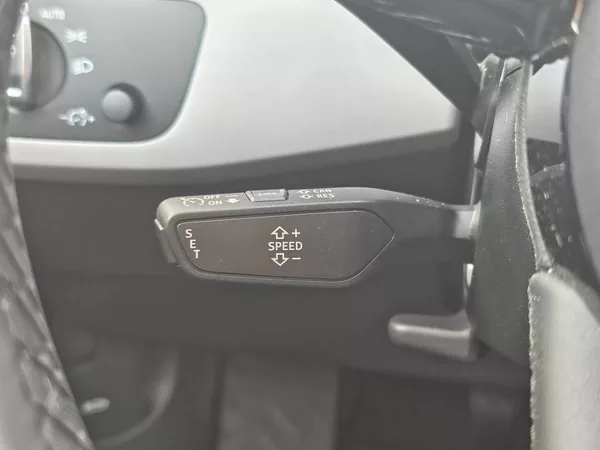 Audi A4 35 Advanced 35 7ST 2,0TFSI - foto 13