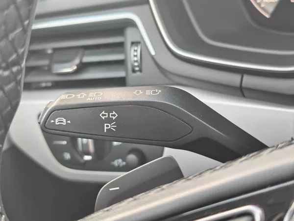 Audi A4 35 Advanced 35 7ST 2,0TFSI - foto 14