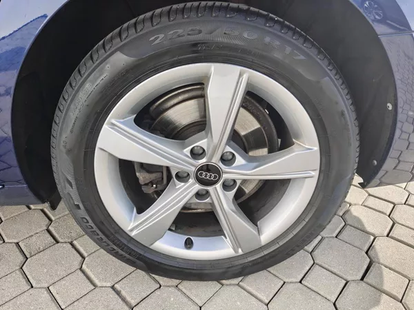 Audi A4 35 Advanced 35 7ST 2,0TFSI - foto 23