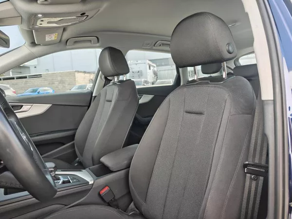 Audi A4 35 Advanced 35 7ST 2,0TFSI - foto 6
