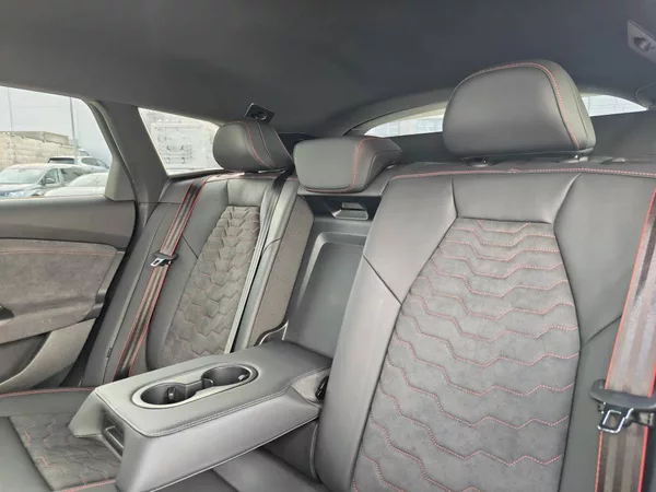 Audi A6 Performance 100kWh - foto 9