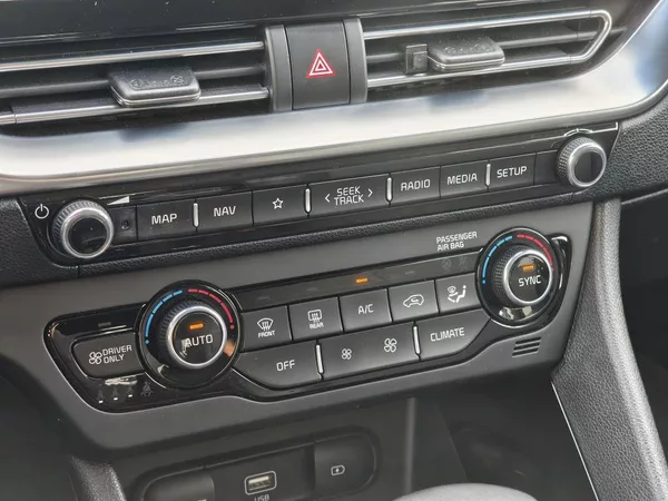 Kia Niro EXCLUSIVE 1,6GDi HEV - foto 18