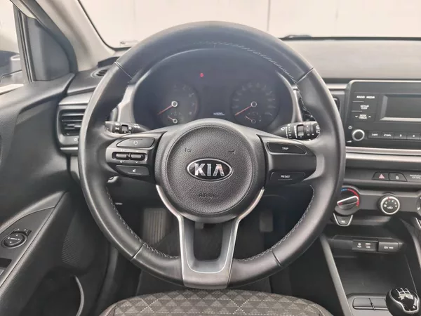Kia Rio Comfort 1,25 CVVT - foto 11