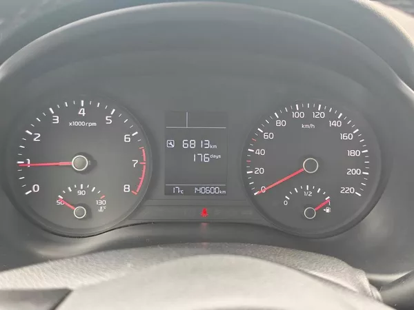Kia Rio Comfort 1,25 CVVT - foto 12