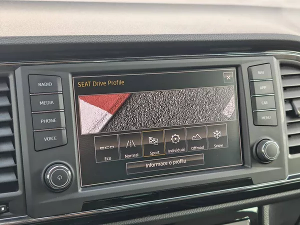 Seat Ateca Xcellence 4WD 6MP 1,4TSI - foto 21