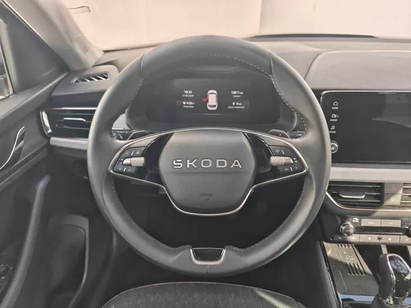 Škoda Kamiq Top Selection 7DSG 1,0TSI - foto 11