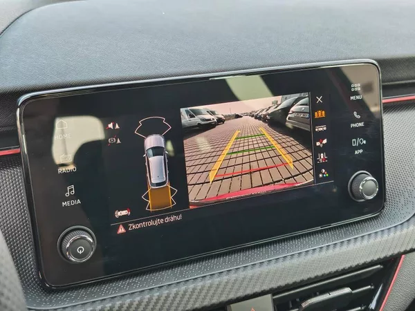Škoda Kamiq Monte Carlo 7DSG 1,5TSI - foto 16