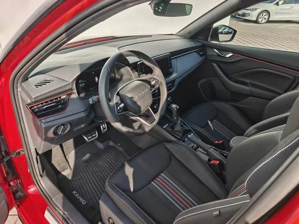 Škoda Kamiq Monte Carlo 7DSG 1,5TSI - foto 5