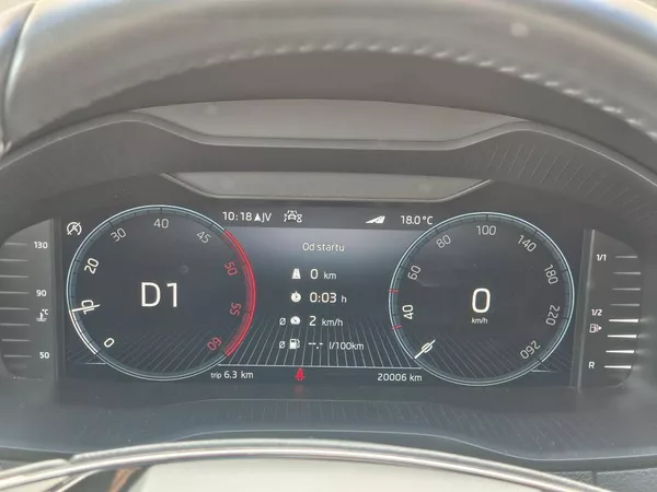 Škoda Karoq Style 7DSG 2,0 TDI - foto 12