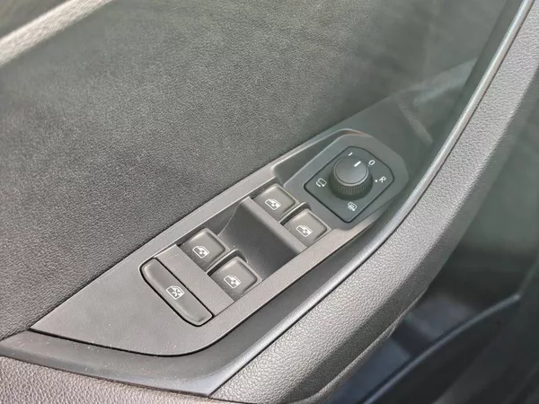 Škoda Karoq Style 7DSG 2,0 TDI - foto 21