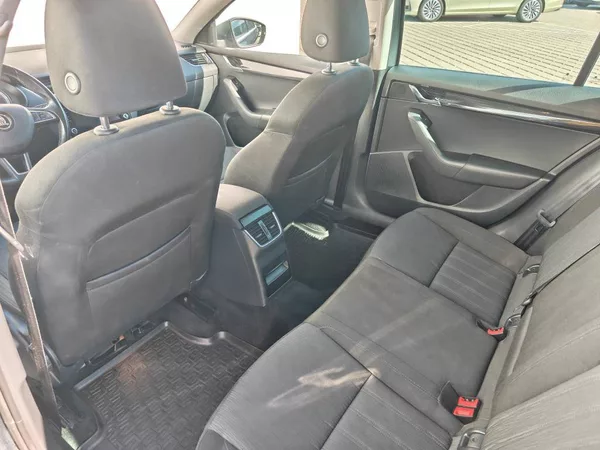 Škoda Octavia Green tec Style 1,4TSI - foto 7