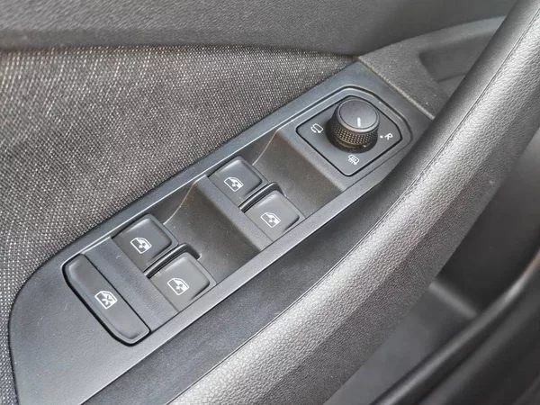 Škoda Scala Top Selection 6MP 1,0TSI - foto 19