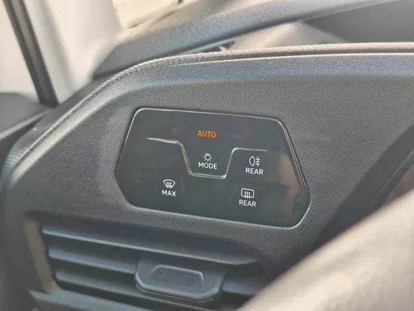 Volkswagen Caddy 6G 1,5TSI - foto 17