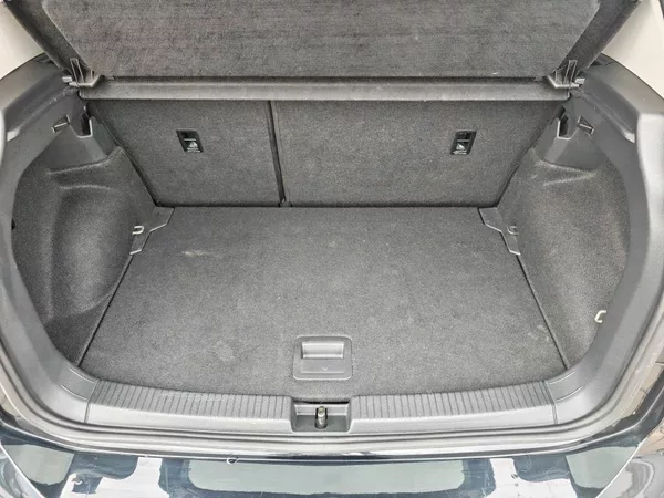 Volkswagen T-Cross Life 7DSG 1.0TSI - foto 23