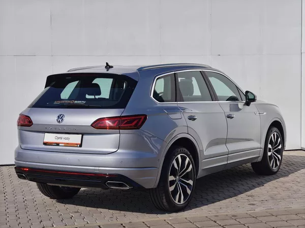 Volkswagen Touareg R-line 8TT 3,0TDI - foto 2