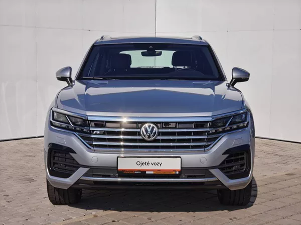 Volkswagen Touareg R-line 8TT 3,0TDI - foto 4