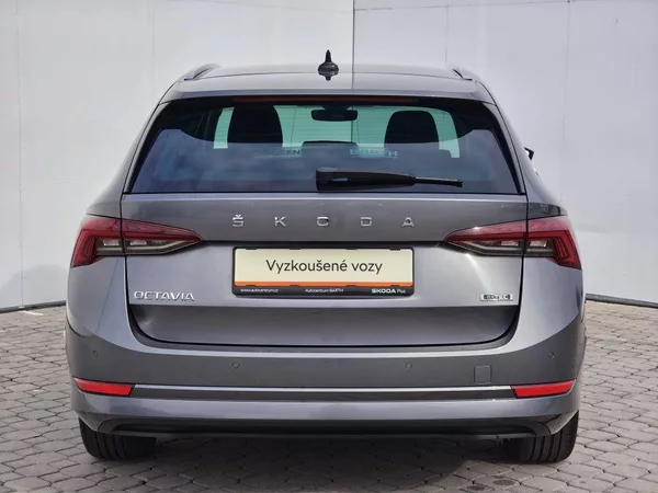 Škoda Octavia Style 7DSG 1,5TSI - foto 22