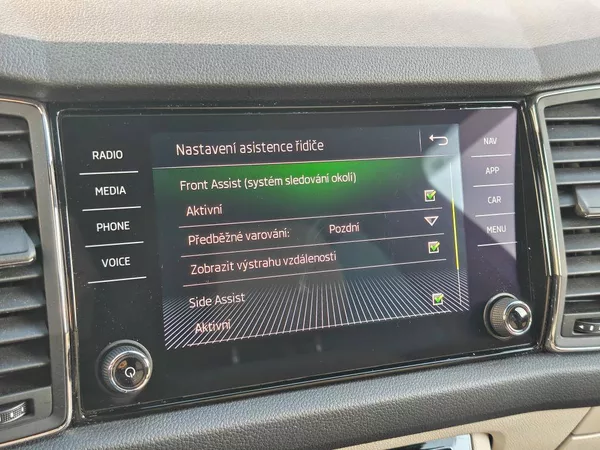 Škoda Kodiaq L&K 6MP 4x4 2,0TDI - foto 19