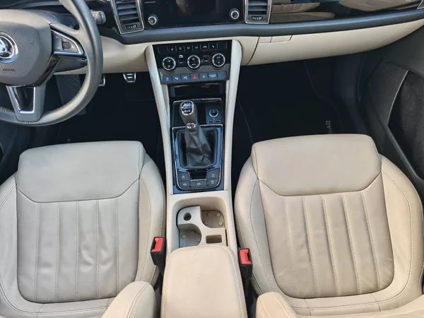 Škoda Kodiaq L&K 6MP 4x4 2,0TDI - foto 9
