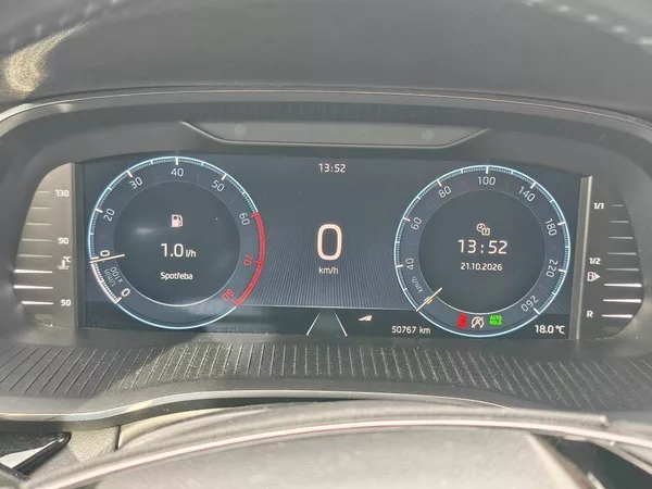 Škoda Octavia Style 1,5 TSI - foto 12