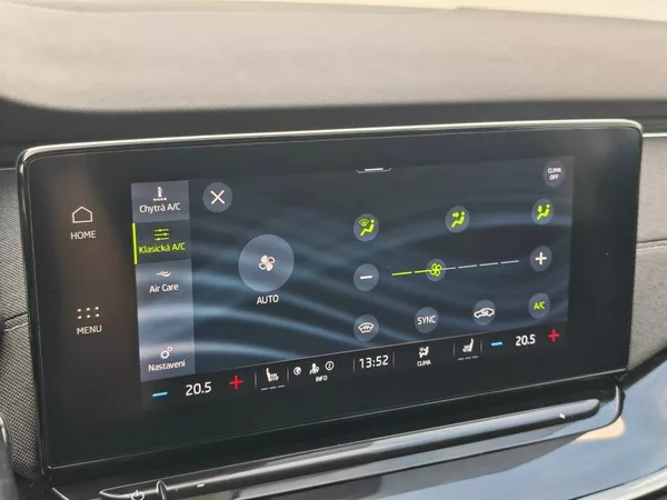Škoda Octavia Style 1,5 TSI - foto 18