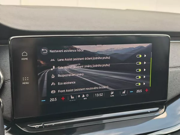 Škoda Octavia Style 1,5 TSI - foto 19