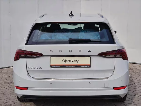 Škoda Octavia Style 1,5 TSI - foto 23