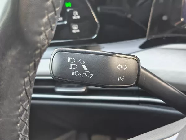 Volkswagen Golf Life 6G 1,5TSi - foto 13
