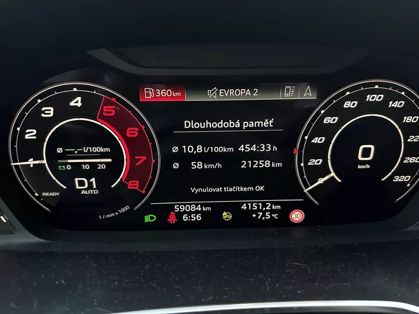 Audi Q3 RS Quattro STT 2,5TFSI - foto 13