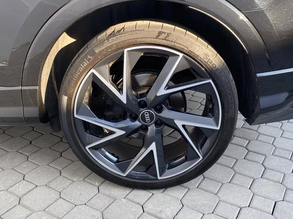 Audi Q3 RS Quattro STT 2,5TFSI - foto 24