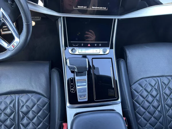 Audi Q7 50 Sline Quattro 8TT 3,0TDI - foto 10
