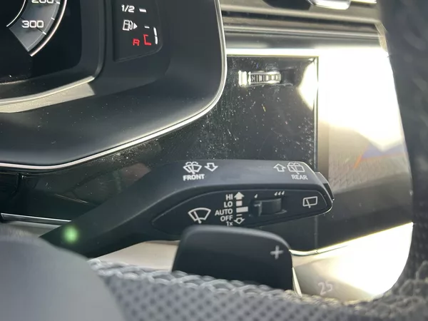 Audi Q7 50 Sline Quattro 8TT 3,0TDI - foto 16
