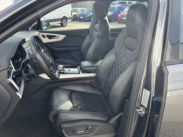 Audi Q7 50 Sline Quattro 8TT 3,0TDI - foto 6