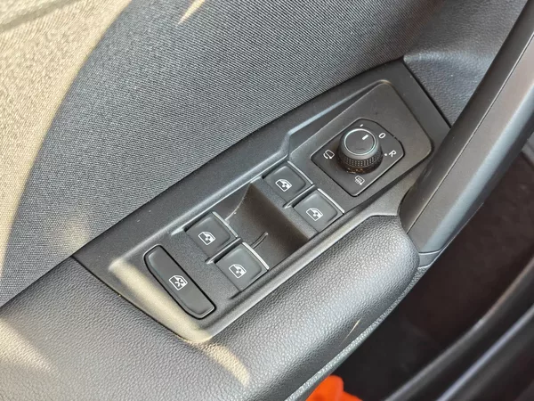 Volkswagen Tiguan Elegance 7DSG 1,5TSI - foto 19