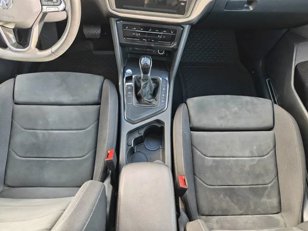 Volkswagen Tiguan Elegance 7DSG 1,5TSI - foto 9