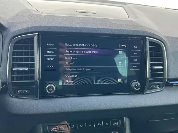 Škoda Karoq 2,0TSI 140kW Sportline 7DSG 4x - foto 20