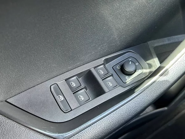 Škoda Karoq 2,0TSI 140kW Sportline 7DSG 4x - foto 23