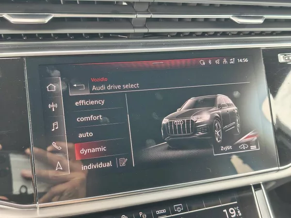 Audi Q7 50 Sline Quattro 8TT 3,0TDI - foto 17