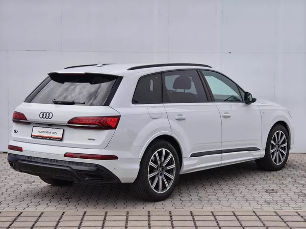 Audi Q7 50 Sline Quattro 8TT 3,0TDI - foto 2