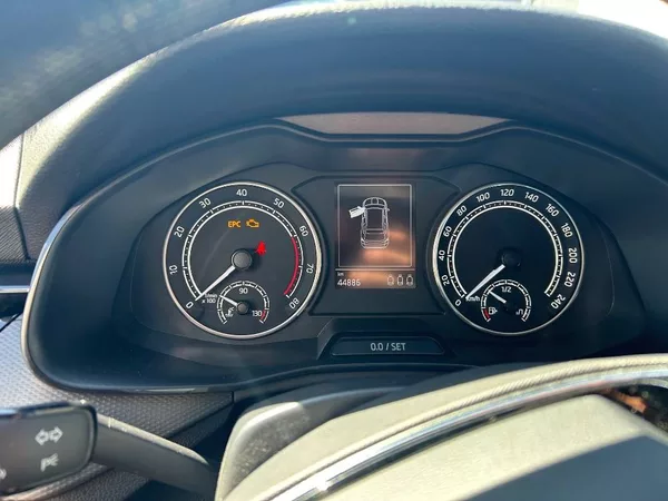 Škoda Kamiq Fresh 6MP 1,0TSI - foto 12