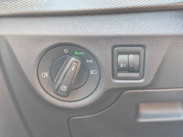 Škoda Kamiq Fresh 6MP 1,0TSI - foto 19