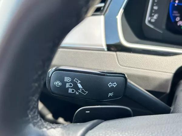 Volkswagen Passat Var. DTUA - foto 14