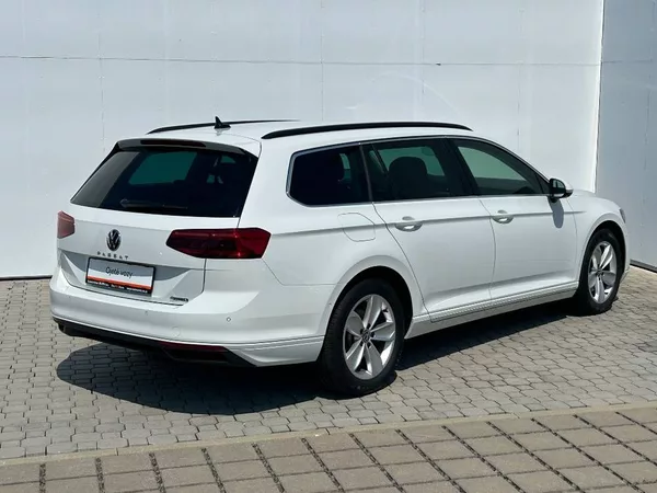 Volkswagen Passat Var. DTUA - foto 2