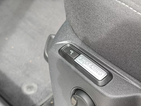 Volkswagen Tiguan Elegance 4Motion 2,0TDI - foto 23