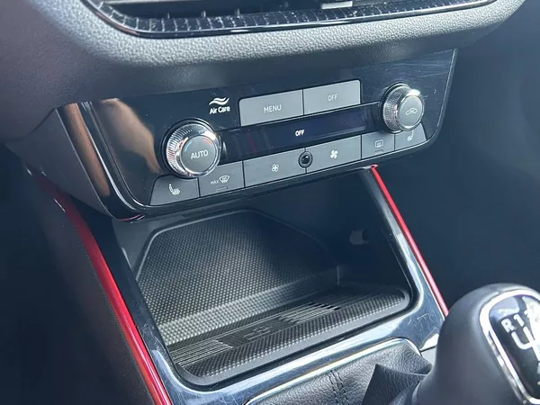 Škoda Fabia Monte Carlo 6MP 1,0TSI - foto 18