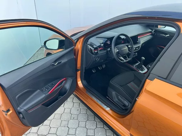 Škoda Fabia Monte Carlo 6MP 1,0TSI - foto 5