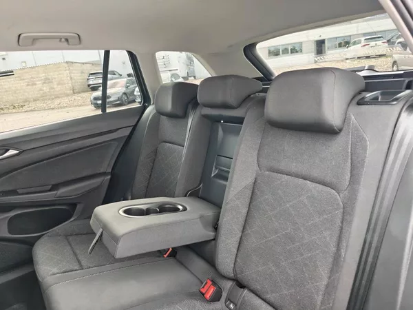 Volkswagen Golf Life 6G 1,0TSi - foto 8