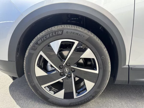 Opel Grandland GS Hybrid TURBO eDCT6 1.2 TURB - foto 11